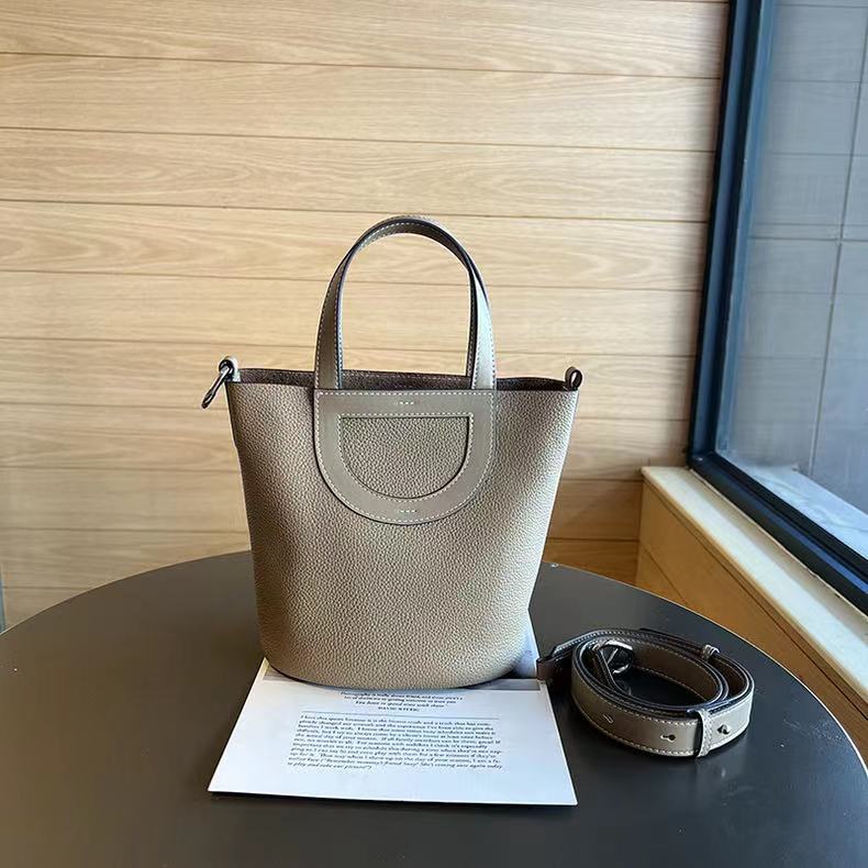 【JC】【 Woven Tote】-Buy 1 bag get pony+scarf, New customer get 1 coin purse,