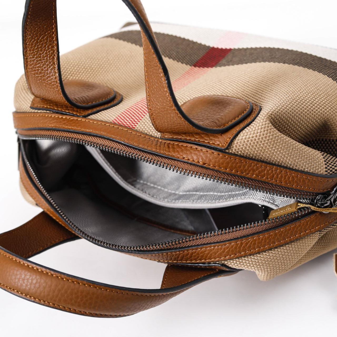 【Pillow Boston】Noble Temperament Handbag L 11.81" , W 5.12" , H 8.66"buy 1 get 1 pony and 1 headband