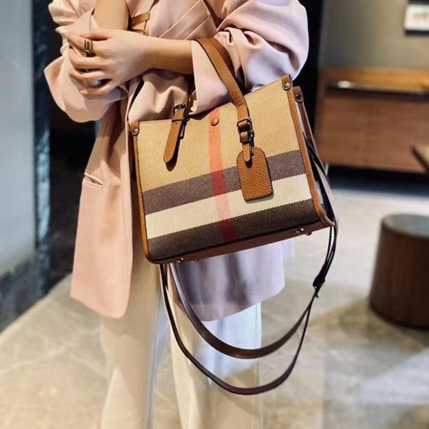 【Middle Tote】Checkered Large Capacity Tote Shoulder Bag -,buy 1 get 1 pony and 1 headband