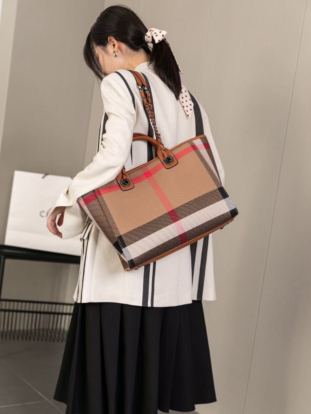 【Chain Tote】【2 in 1】CheckeredCowhide Leather Tote with Cosmatic Bag-,buy 1 get 1 pony and 1 headband