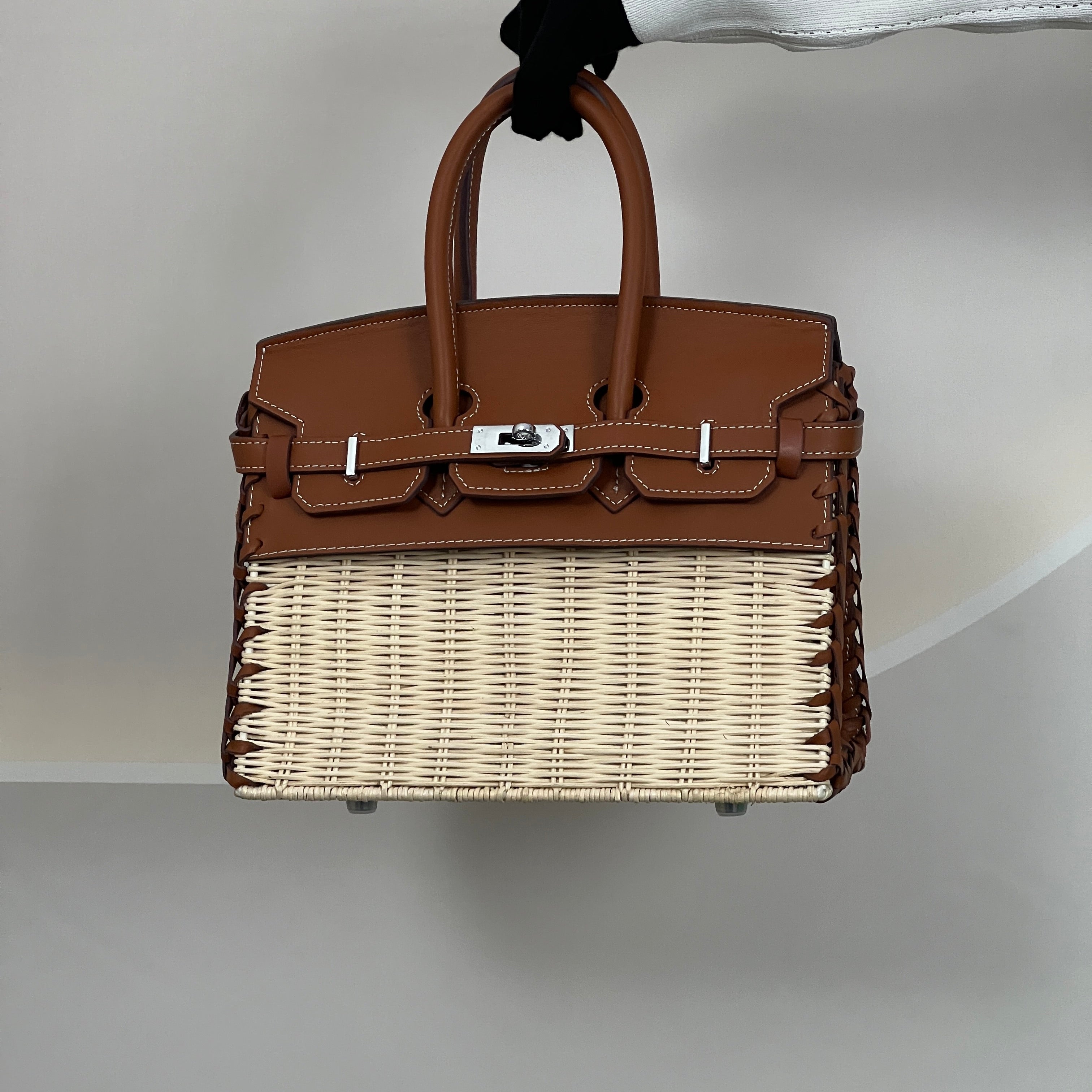 【Rattan Weaving】BK Cowhide Leather Handbag with Guitar Strap-,buy 1 get 1 pony and 1 headband