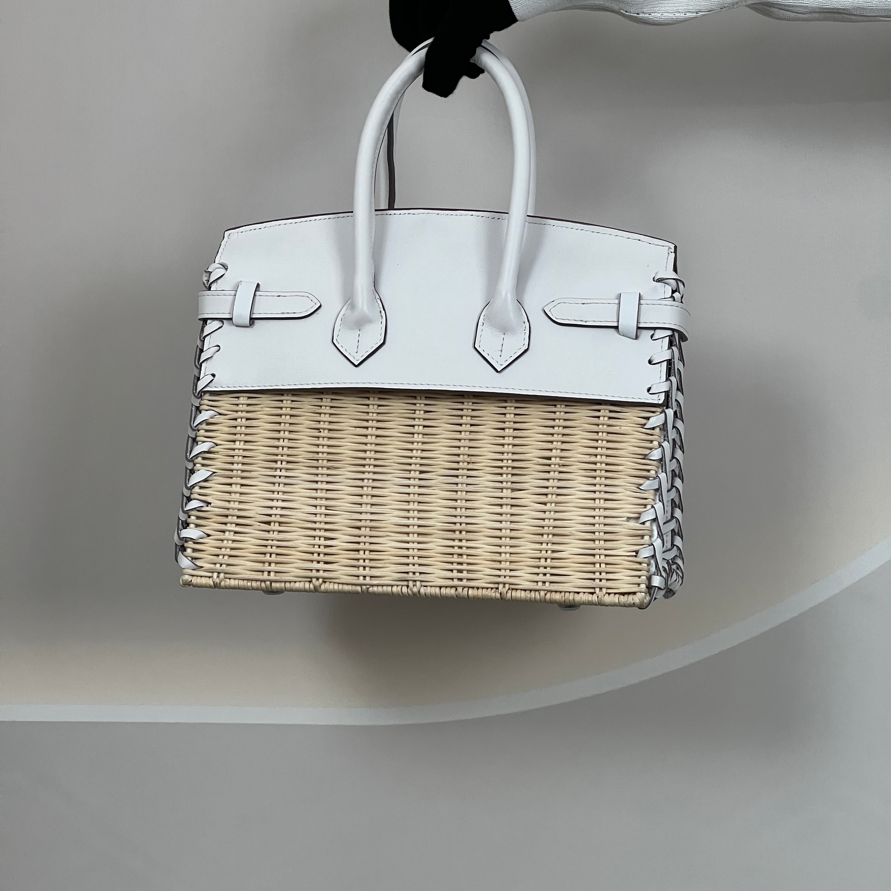【Rattan Weaving】BK Cowhide Leather Handbag with Guitar Strap-,buy 1 get 1 pony and 1 headband