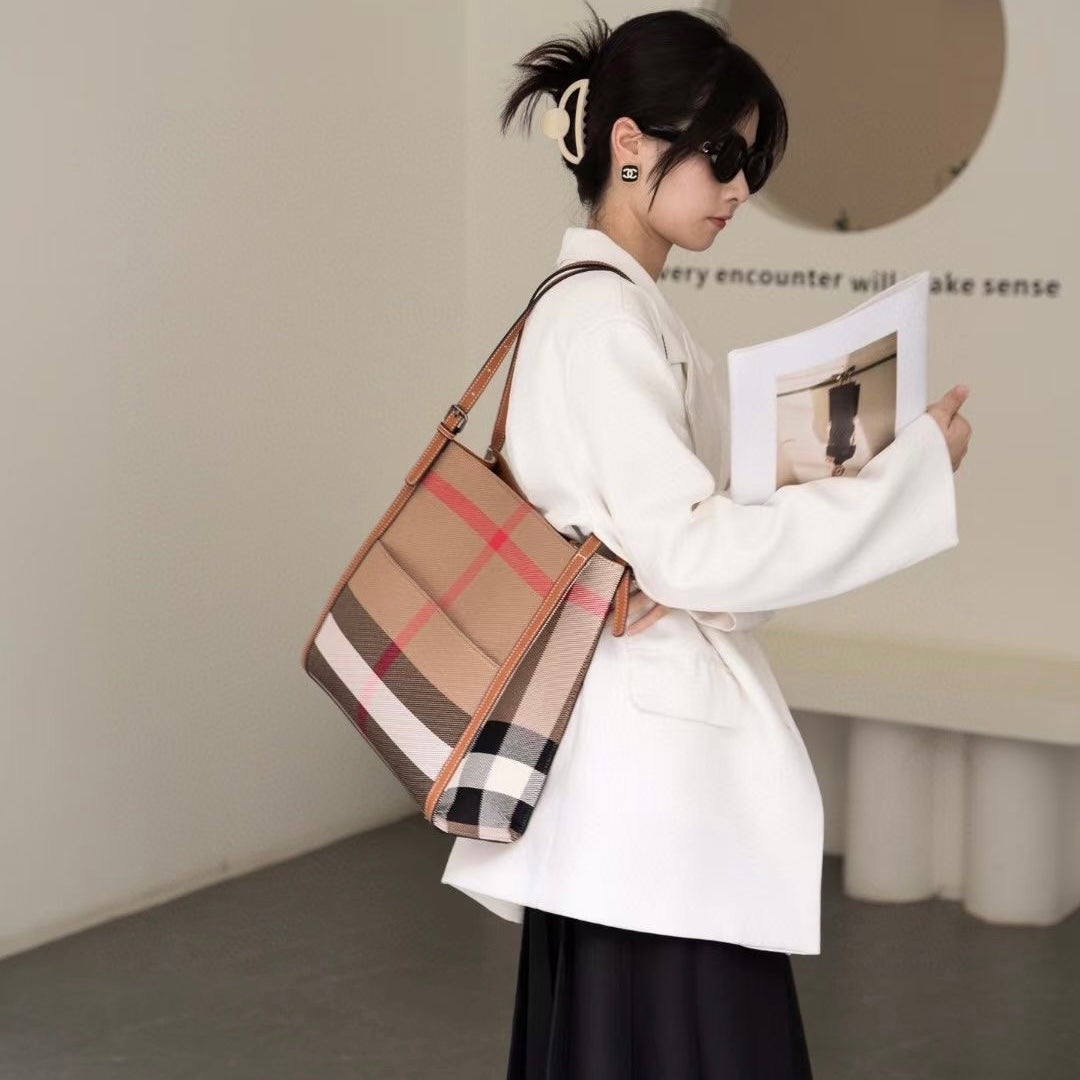 【Bb bag】【2 in 1】Checkered Cowhide Leather Shoulder Bag with Chain Cellphone Bag,buy 1 get 1 pony and 1 headband