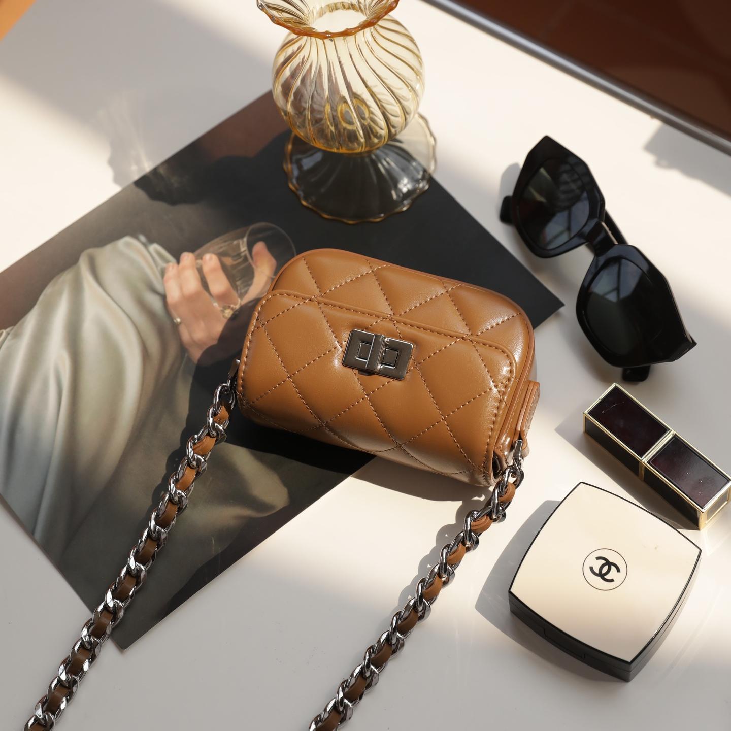 【Lipstick Bag】 Micro Quilted Lock Crossbody Bag,buy 1 get 1 pony and 1 coins purse