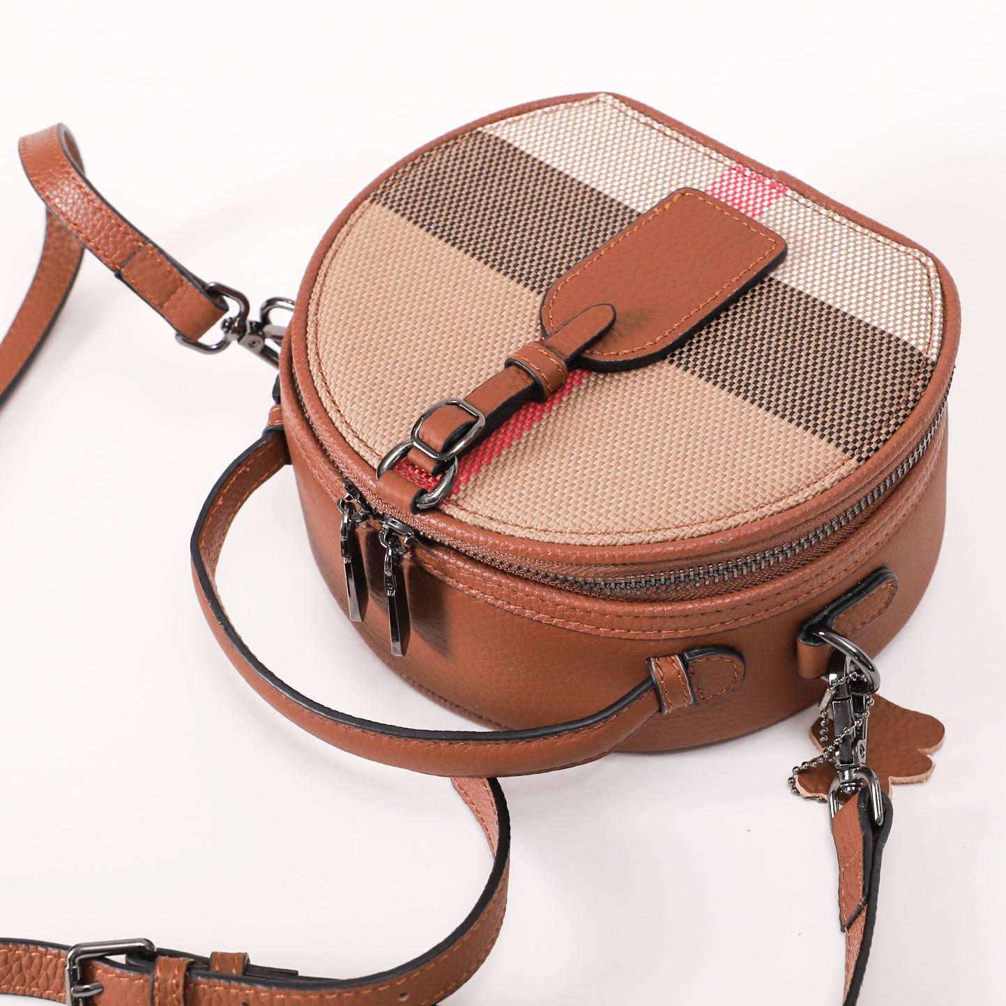 【Round Box】--Checkered  Handle Crossbody Bag  L 7.09" , W 3.55" , H 6.3"--，buy 1 get 1 pony and 1 headband