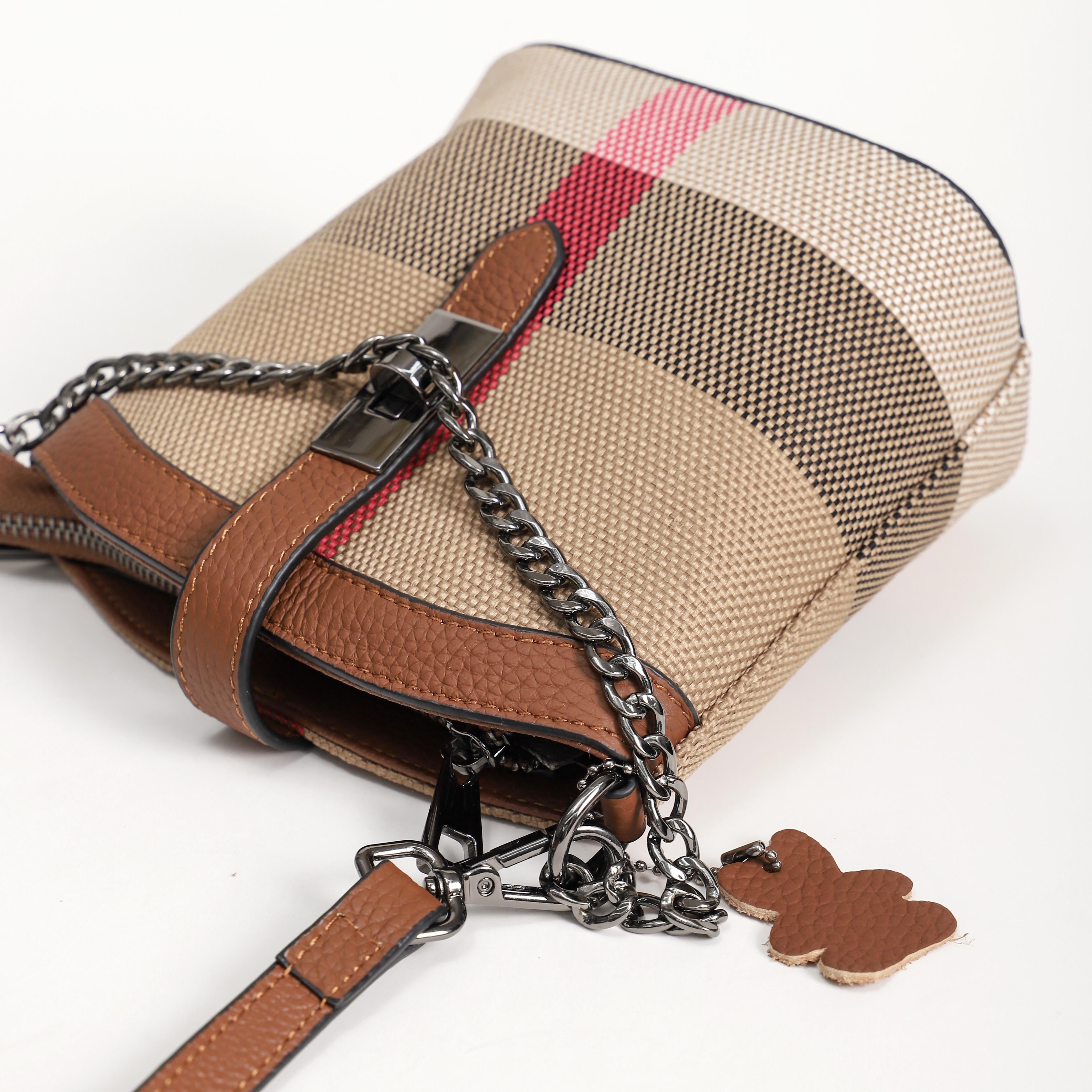 【Chain Bucket】Cute Cellphone Crosbody  bag  L 3.94" , W 6.7" , H 7.09"-buy 1 get 1 pony and 1 coins purse