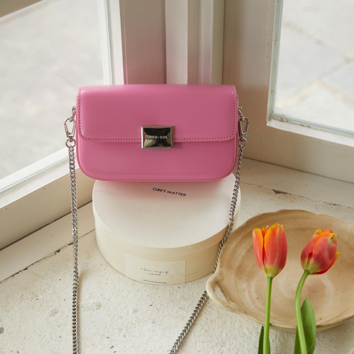 【Rose Crossbodys】Flap Square Cute Crossbody Bag