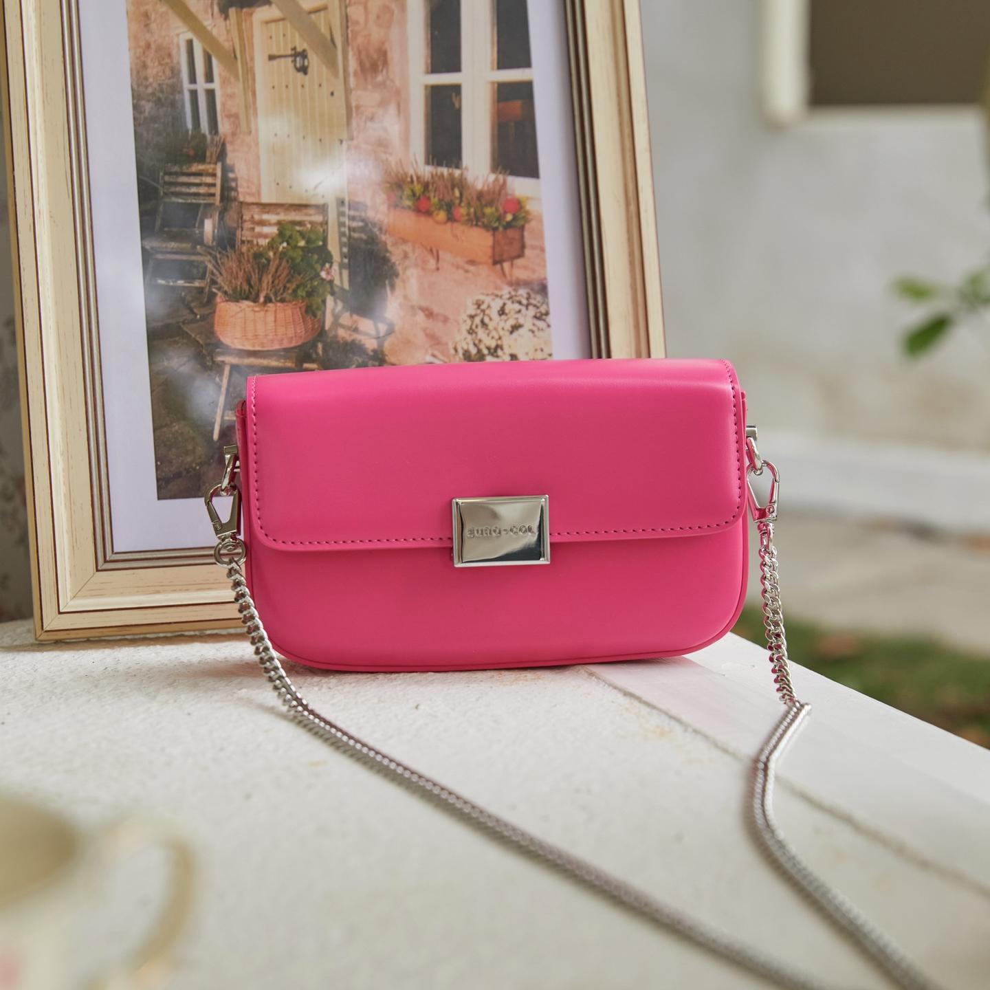 【Rose Crossbodys】Flap Square Cute Crossbody Bag