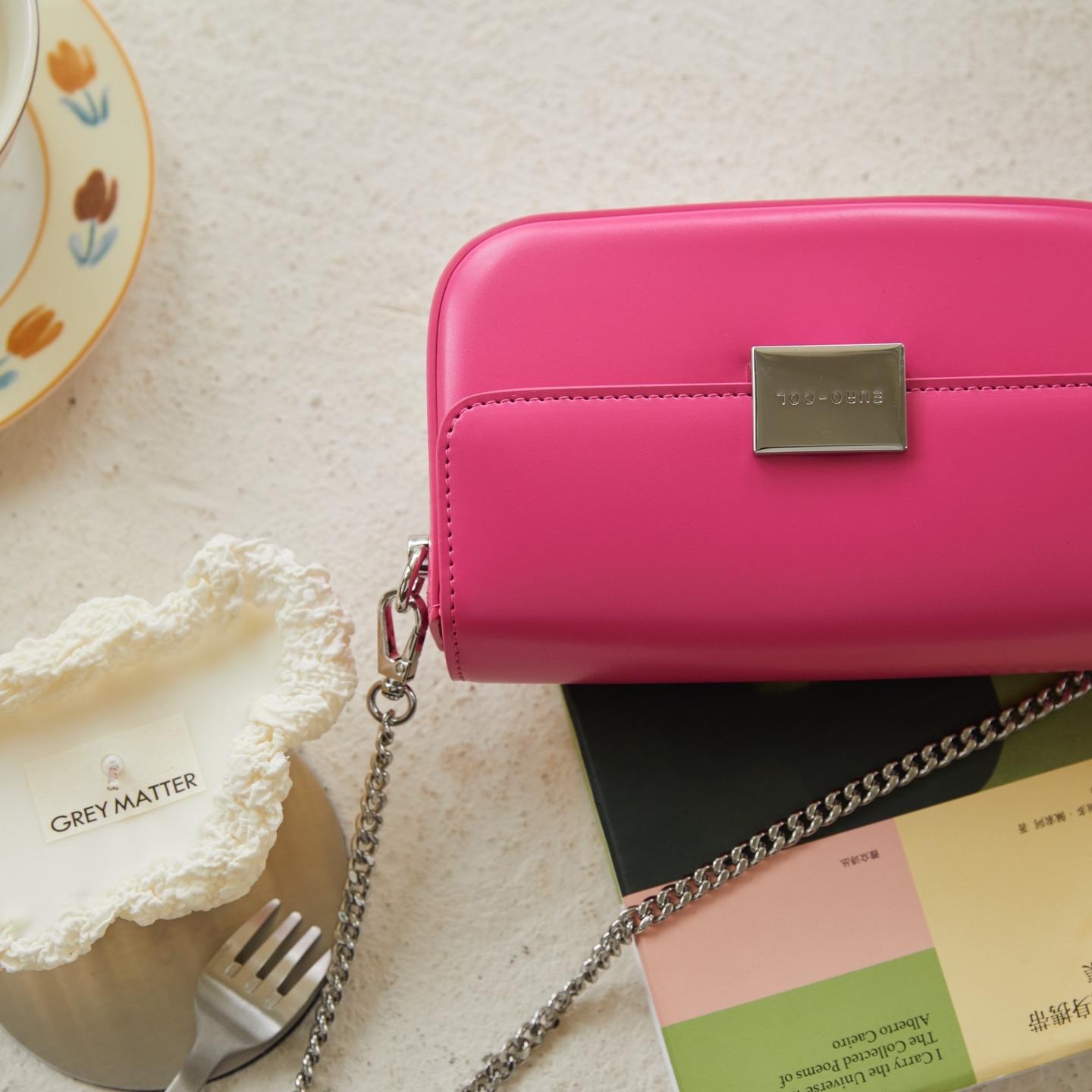 【Rose Crossbodys】Flap Square Cute Crossbody Bag